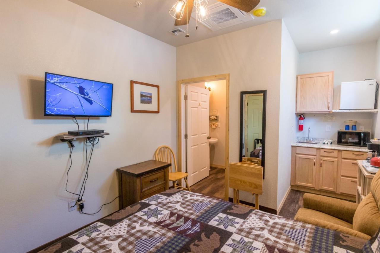 June Lake Motel 외부 사진